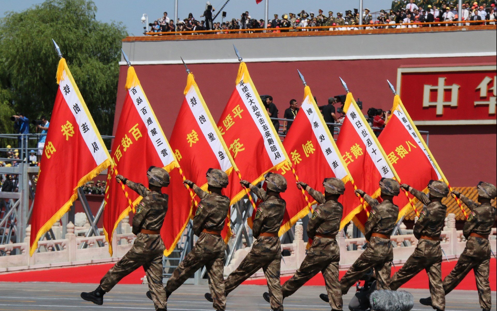 开云官方网站-_观众互动:现场投票、互动视频带来新体验_,观众投票怎么算分